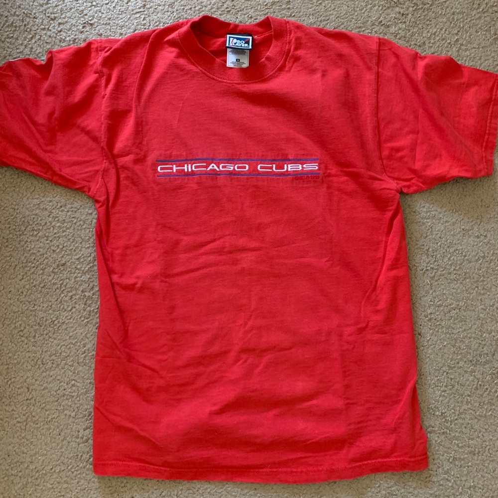 Vintage Chicago Cubs 1999 team tee!